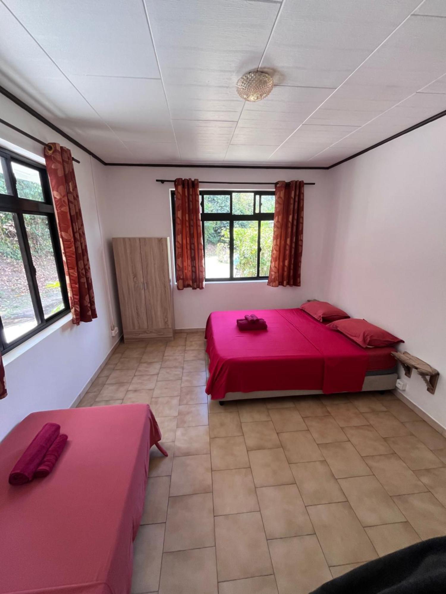 Tiki Lodge Hiva Oa Atuona Екстериор снимка