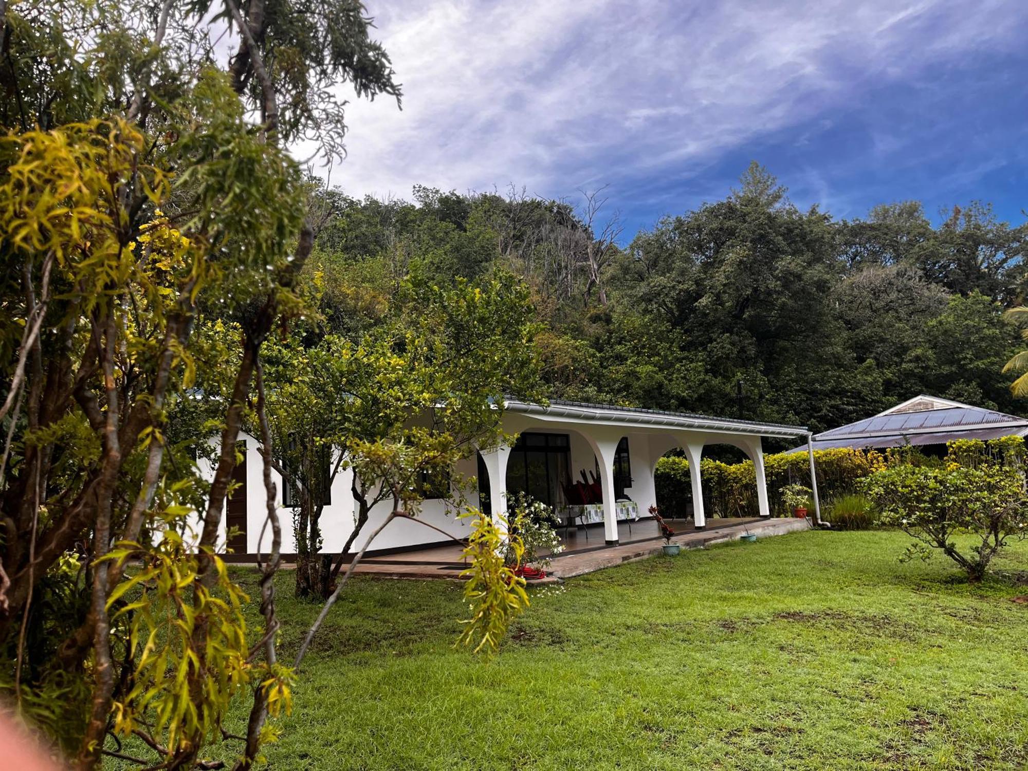 Tiki Lodge Hiva Oa Atuona Екстериор снимка